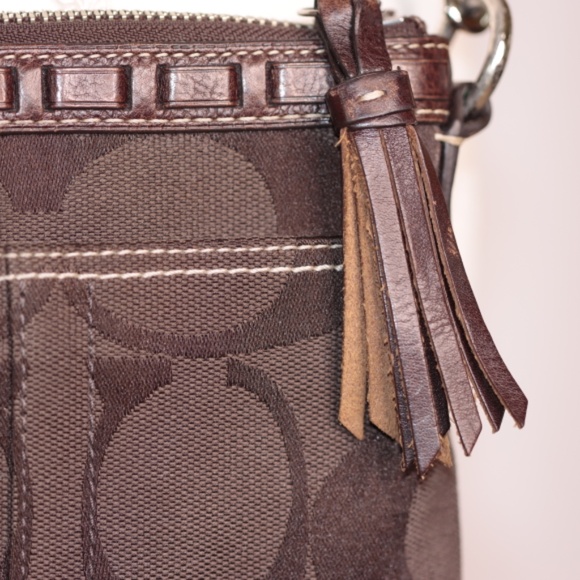 Coach E06-10266 brown sling bag w/ suede, snake skin and patent accents on front - Picture 5 of 15